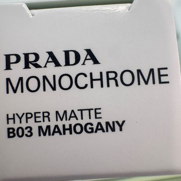Prada make-up Set lip balm eyeshadow mascara - Picture 6 of 16